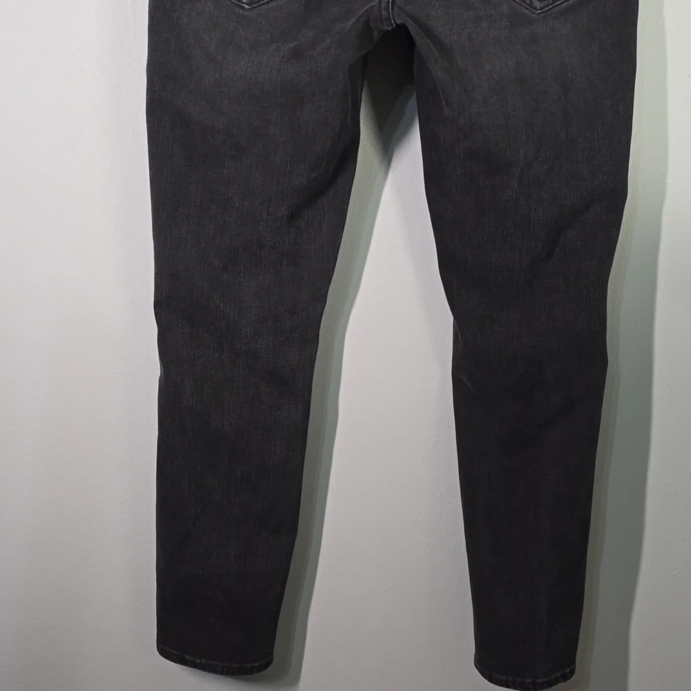 Aeropostale Jeans Men's Size 27 Waist Skinny Black Jeans ripped distressed holes